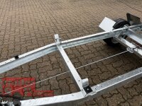 HUMBAUR HUK 152715 I 268 x 150 I 1500 KG I Rückwärtskipper mit Handpumpe mit Stahl - Kastenaufsatz